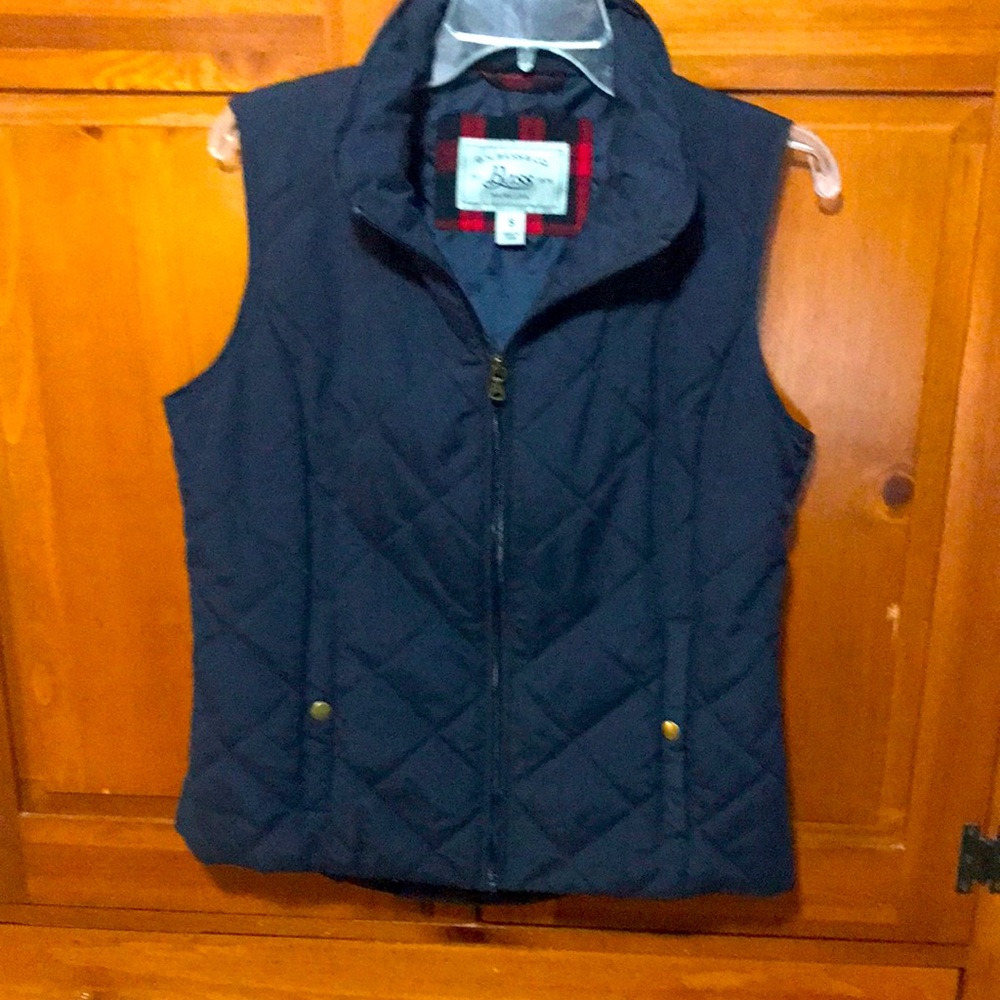Gh bass navy quilted vest size small